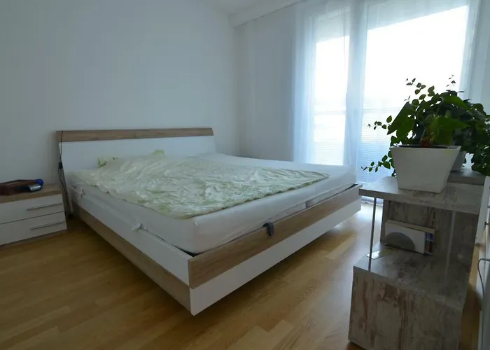 Apartamento With Parking On Premise