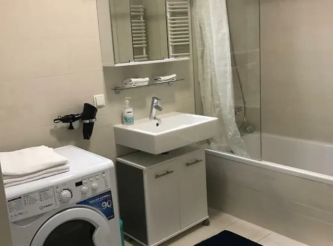 Apartamento With Parking On Premise *