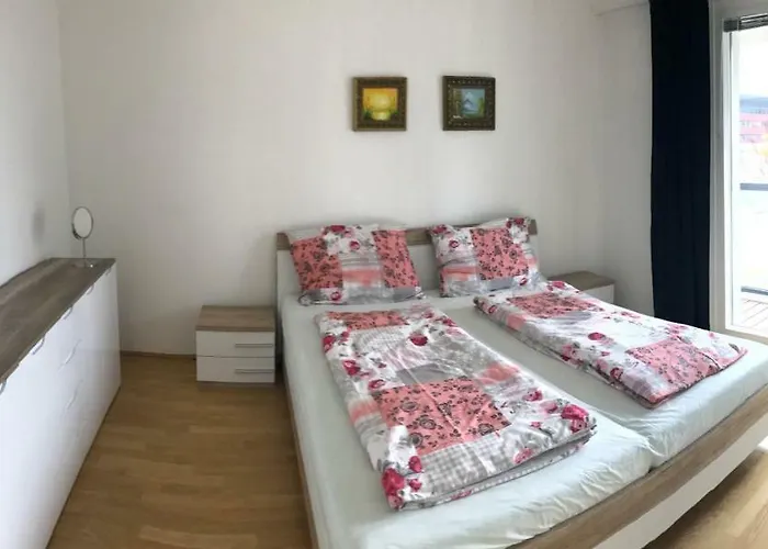 Apartamento With Parking On Premise *